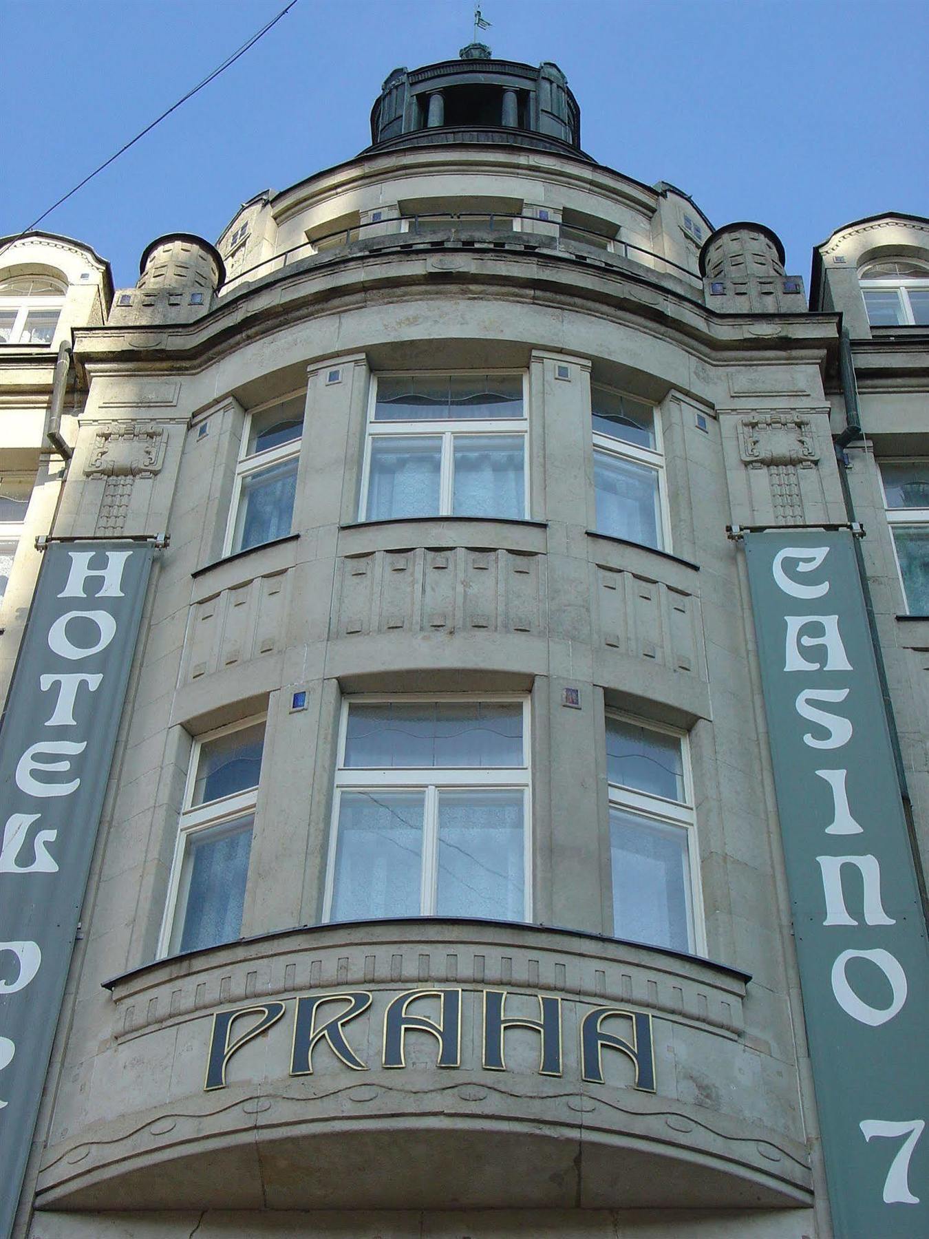 Hotel Praha Reichenberg Exterior foto